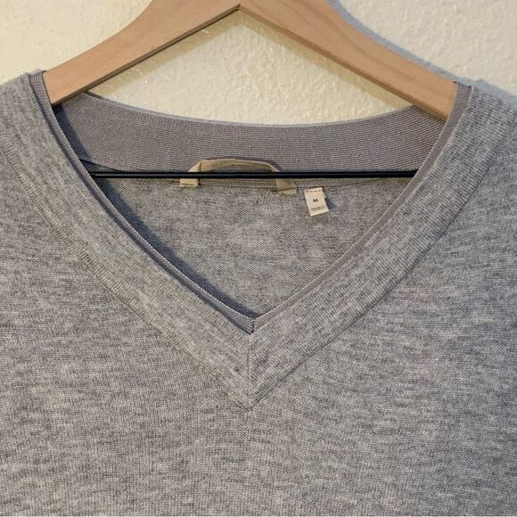 SOFT SURROUNDINGS Wool Alpaca Sweater Women’s Medium Gray V-Neck. - Picture 3 of 11